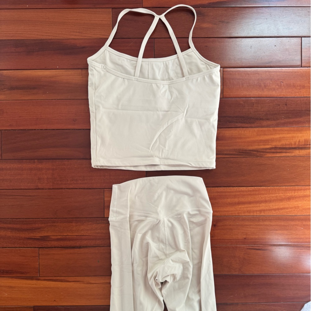 Amazon Athletic Set - Picture 4 of 5